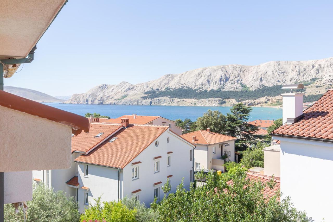 Apartments Ema & Mislav With Terrace Baška Buitenkant foto